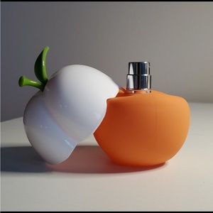 Kimoji Peach KKW Fragrance *DISCONTINUED*